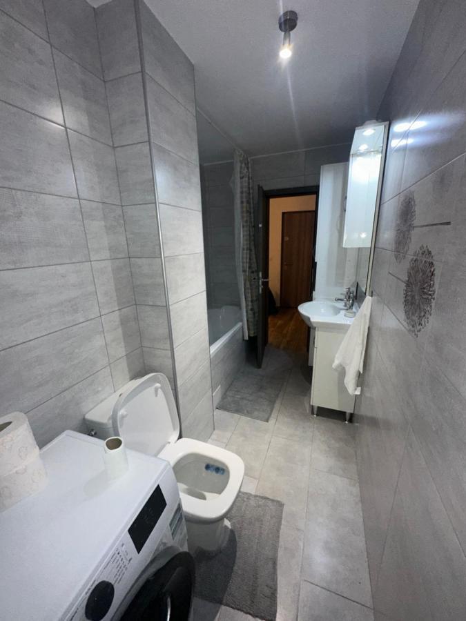 Hugo Residance Apartment Брашов Екстериор снимка